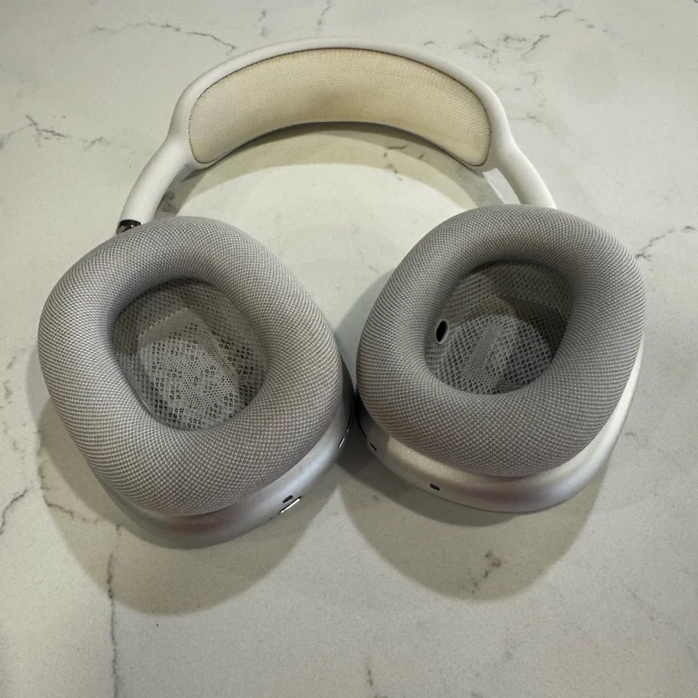 Apple AirPods Max - Picture 3 of 7